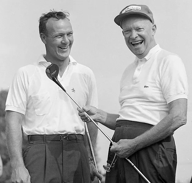 Поло были чрезвычайно популярны, когда их начал носить президент Эйзенхауэр. С тех пор поля для гольфа начали менять свои дресс-коды и разрешать использование поло на кортах.