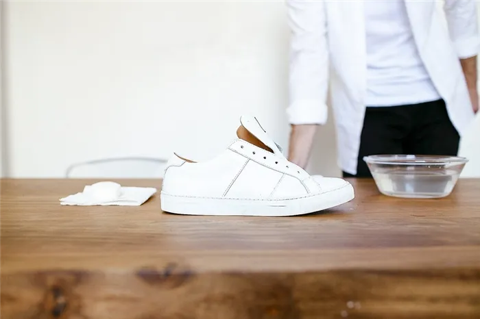 Как сохранить кроссовки белыми: 10 советов и полезных советов