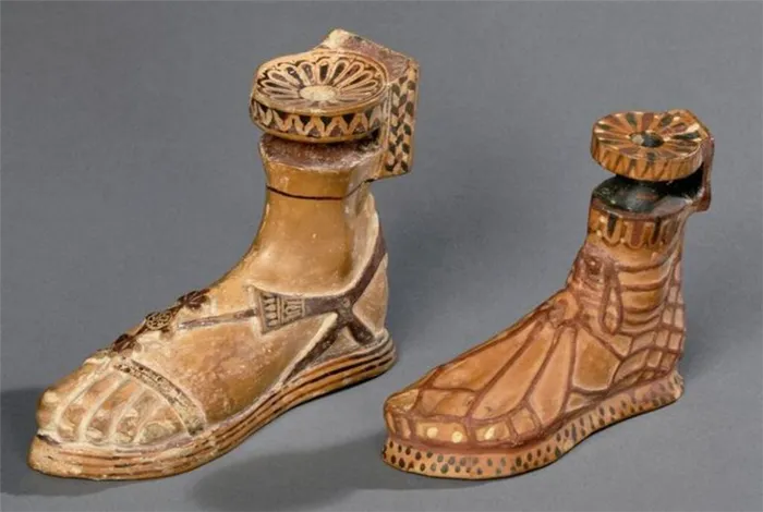 Древнегреческая обувь