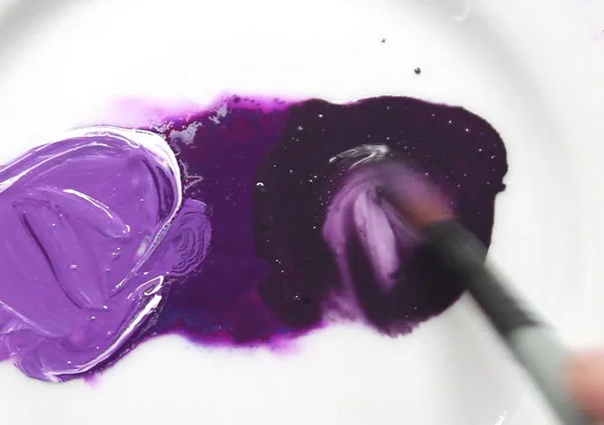 Насыщенный фиолетовый