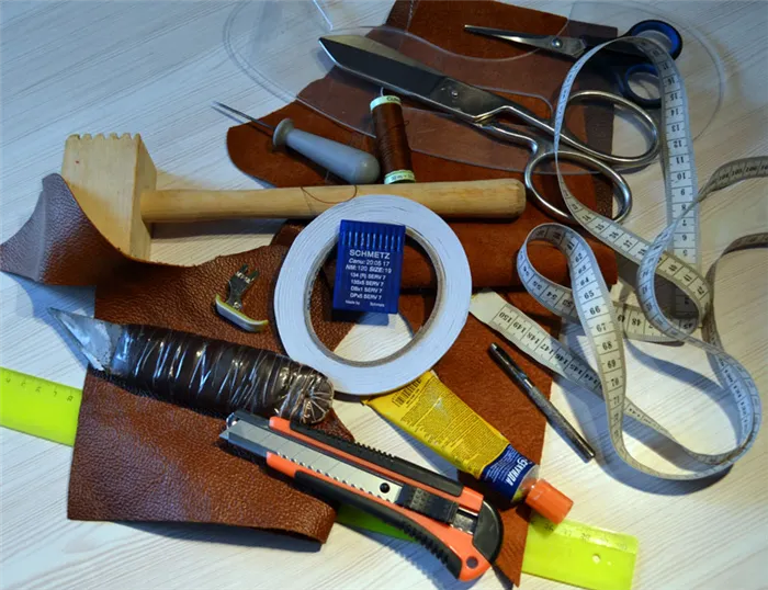Инструменты для пошива кожаных сумок