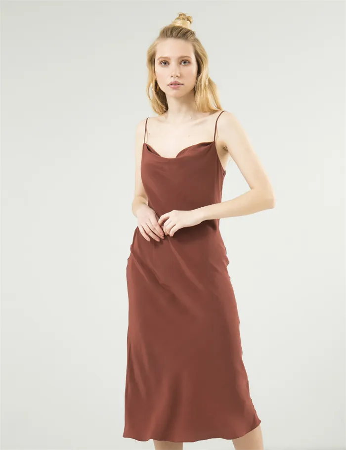 Бордовое шелковое платье Salvaje