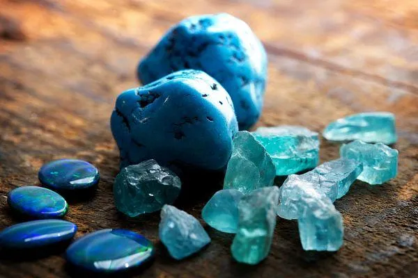 Голубые драгоценные камни
