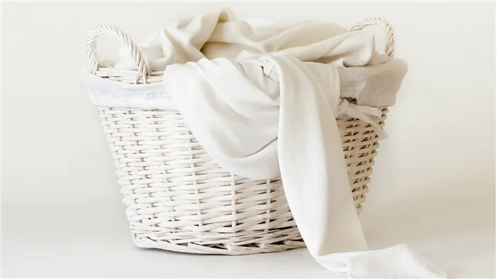 Можно ли стирать белые футболки в домашних условиях?