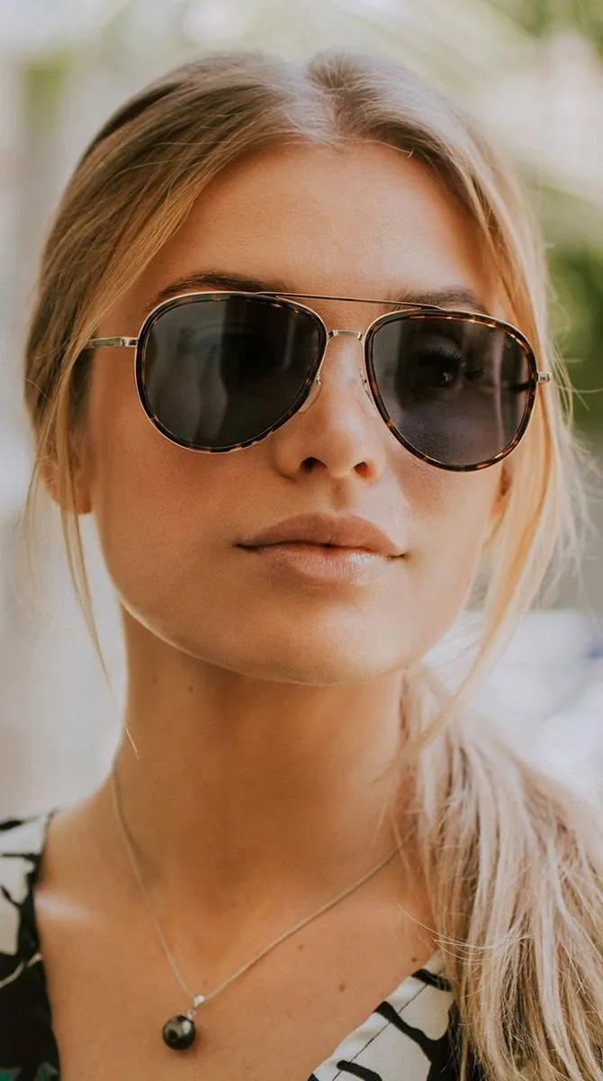 Женские солнцезащитные очки Ray Ban