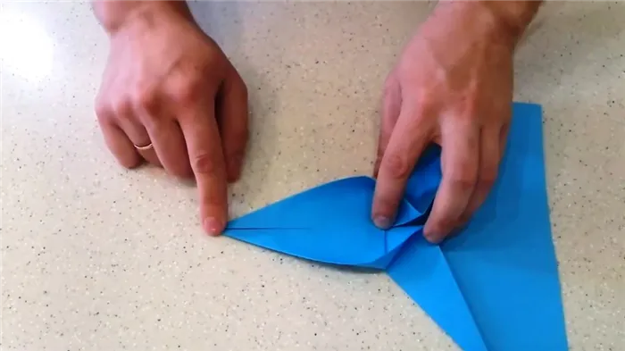Как сделать бумажный самолет для полета на 100 метров