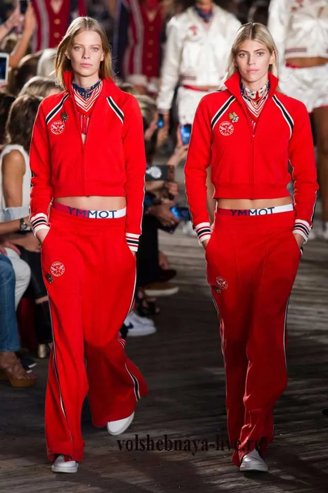 Tommy Hilfiger 2016 Красный женский костюм