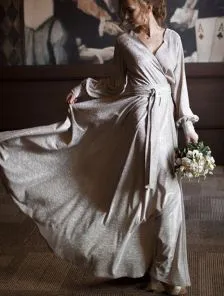 Позолоченное платье с длинным рукавом в пол Вечернее платье