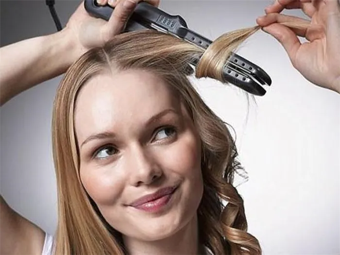Как уложить волосы с помощью утюжка