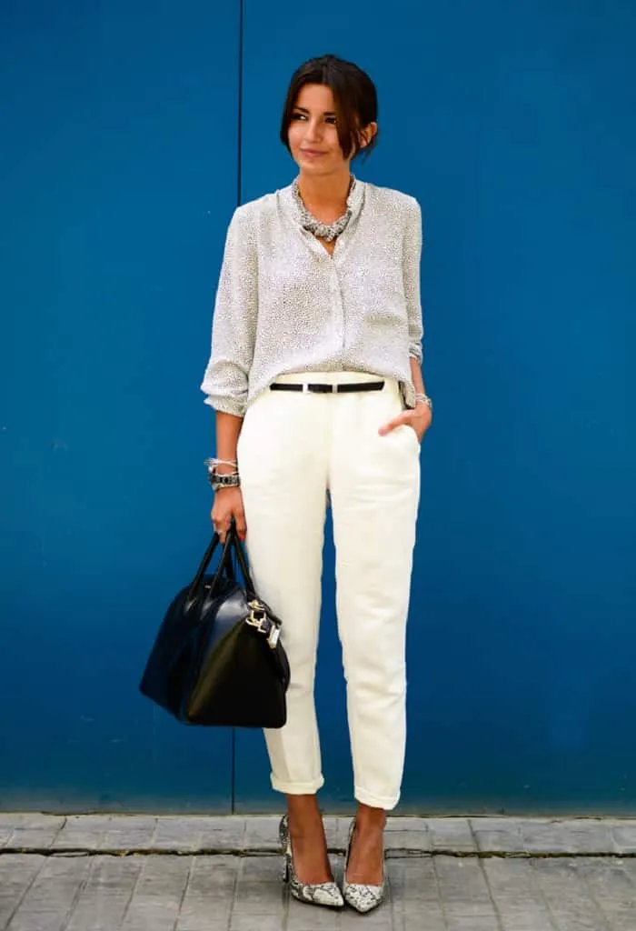 Как и с чем носить белые брюки для женщин?
