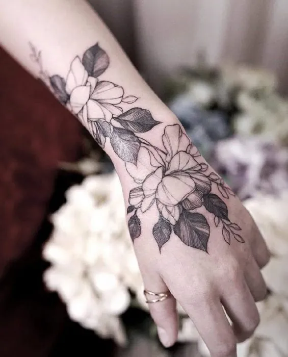 Татуировка на руке для женщин - Татуировка на руке для женщин - Фруктовая татуировка для девочек