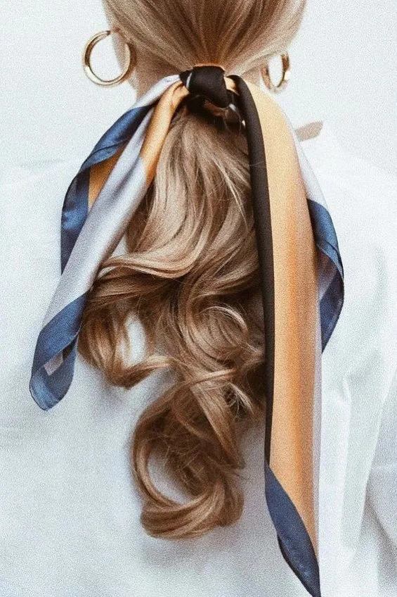 Прически на длинные волосы 2022: стильные идеи для вдохновения фото №32