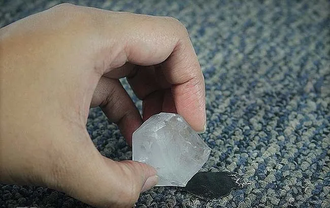 Воздействие льда и низких температур на пластилин