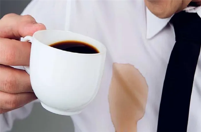 Чего категорически нельзя делать с кофейным пятном