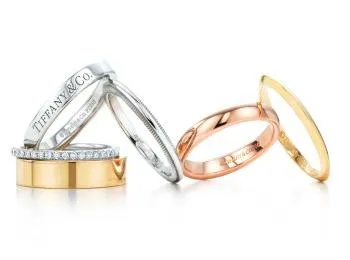 Свадебные кольца из различных металлов