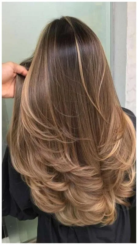 Очень красивая стрижка для длинных волос