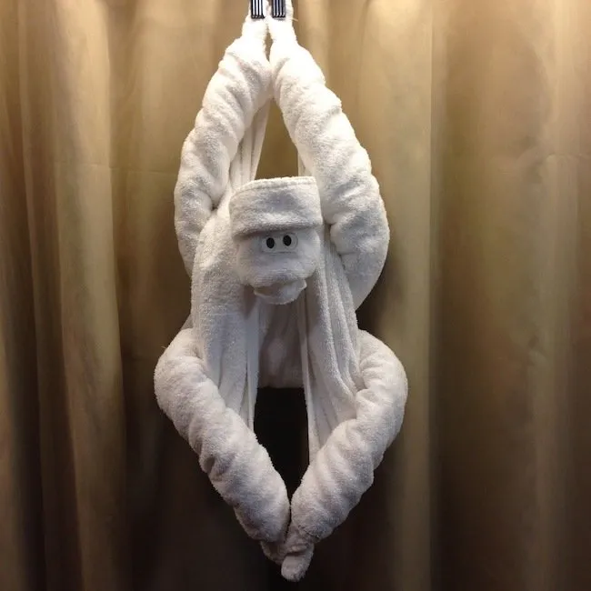 обезьяна из полотенец