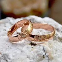 Кольца со Свадебником с камнем золотые