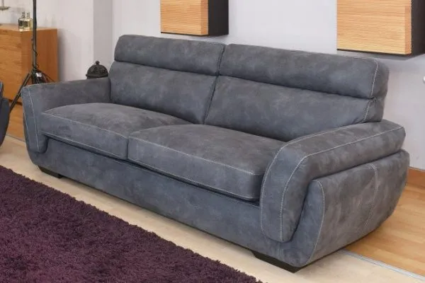 велюровый диван