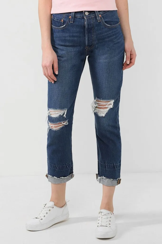 джинсы с порезами