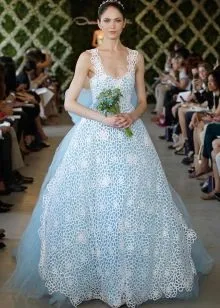 Прямое свадебное платье светло голубое