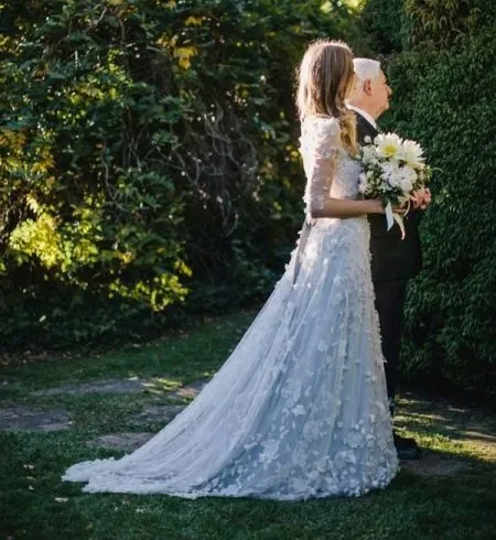 Голубое свадебное платье светлых тонов