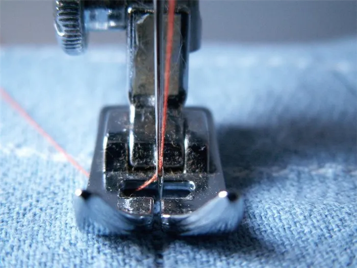 Швейная лапка для пришивания шнура
