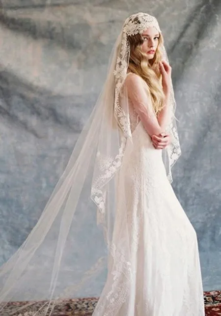 Свадебное платье в стиле рустик с фатой