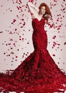 Красное свадебное платье русалка