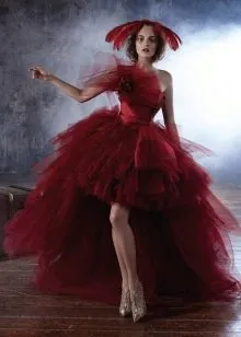 Свадебное платье красное от Кристиана Диора