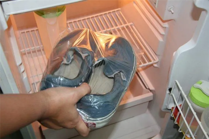 Заморозка - Как убрать запах из обуви в домашних условиях