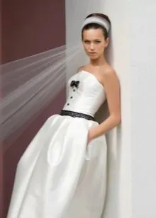Свадебное платье с цельным корсетом